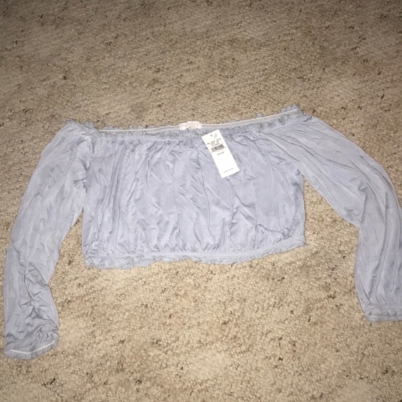 Crop top - Picture 1 of 2